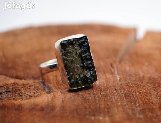 Moldavit ásvány gyűrű