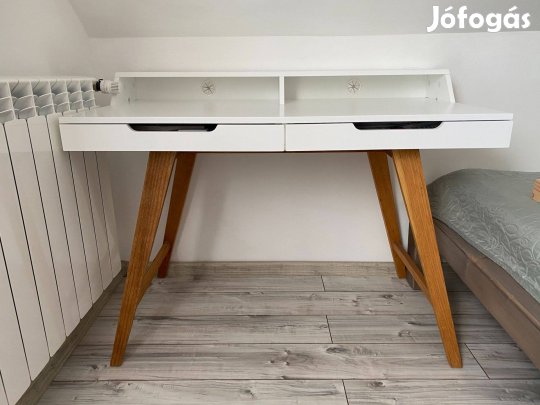 Mömax Durham íróasztal (használt, jó állapot) 110x85x58cm