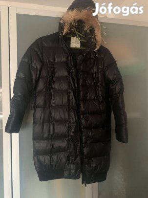 Moncler fekete téli pehelykabát S méret