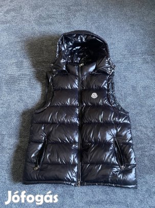 Moncler mellény