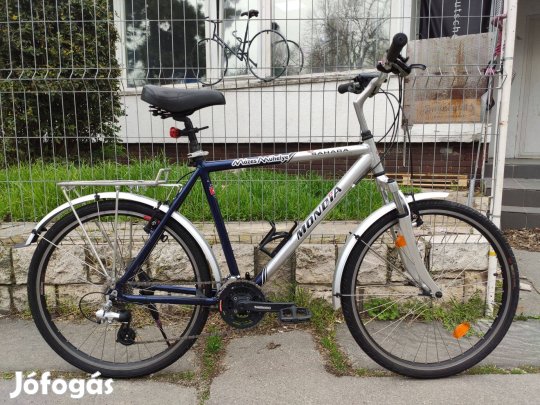 Mondia Svájci Városi Trekking 26-os Férfi Aluvázas kerékpár szervizelt