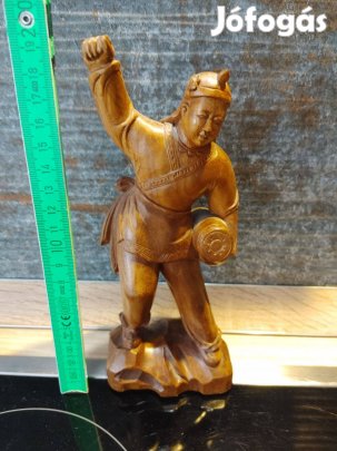 Mongol harcos fa figura