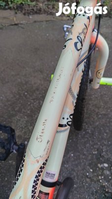 Mongoose Slide 20" BMX