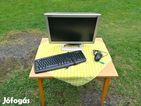 Monitor 19"/Billentyűzet/Egér