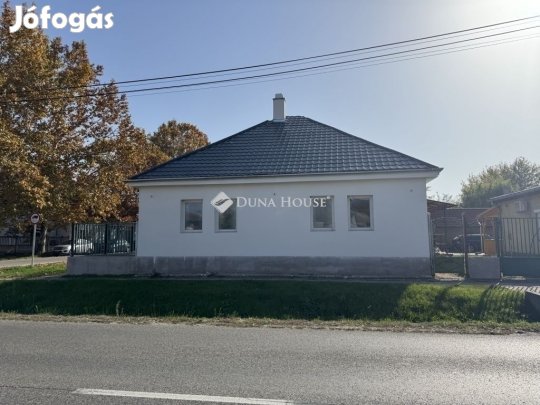 Monor Fónyad Dezső utca