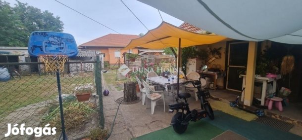 Monor - Szélmalom utca