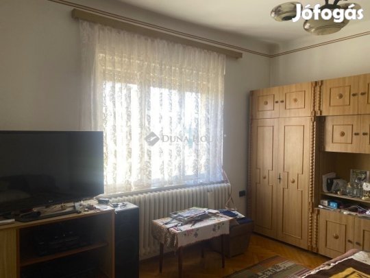 Monori 182 nm-es ház eladó