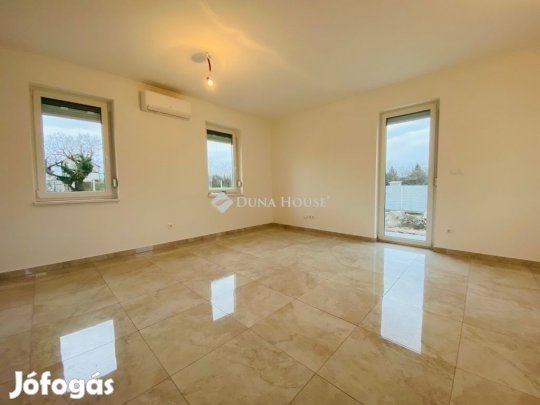 Monori 81 nm-es ház eladó