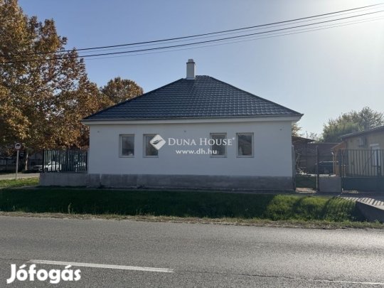 Monori 84 nm-es ház eladó