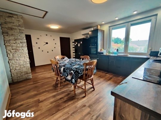 Monori eladó 105 nm-es ház