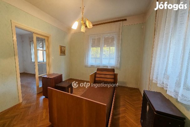 Monori eladó 79 nm-es ház