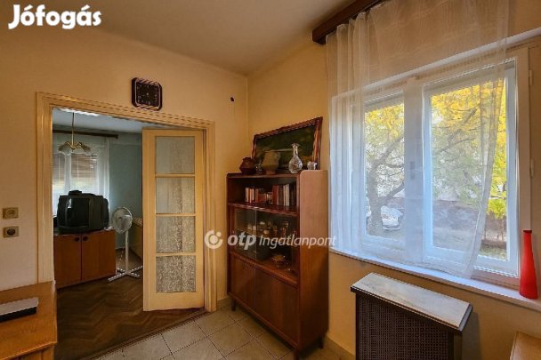 Monori eladó 79 nm-es ház