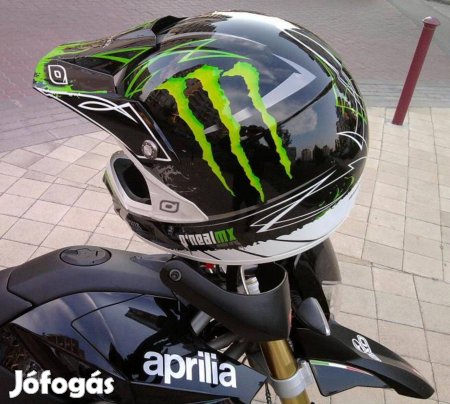 Monsteres Cross Bukósisak