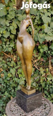 Monumentális női akt - art deco bronz szobor