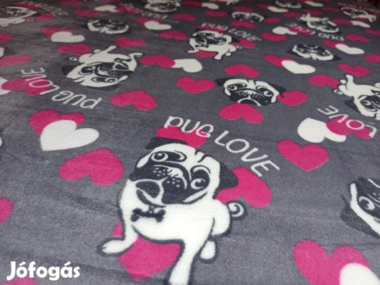 Mopsz mintás szürke fehér-pink szivecskés 200 x 230cm puha takaró