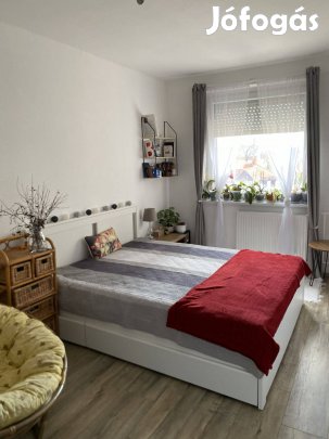 Mór, Vértes utcában felújított lakás eladó