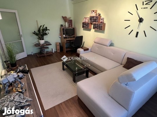 Móri 50 nm-es lakás eladó