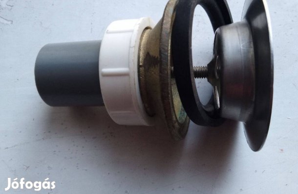 Mosdó, mosogató kifolyó