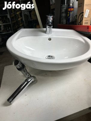 Mosdó csapteleppel és szifonnal