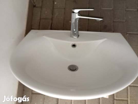 Mosdókagyló csapteleppel