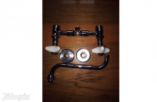 Mosogató- mosdó csaptelep