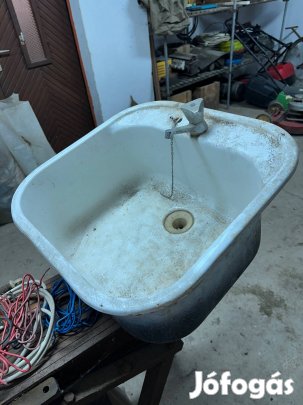 Mosogató csapteleppel