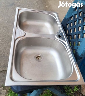 Mosogatótálca (kétmedencés)