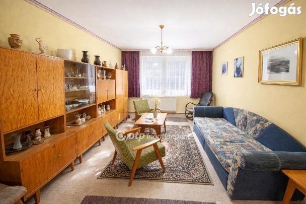 Mosonmagyaróvári 53 nm-es lakás eladó