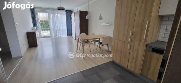 Mosonmagyaróvári eladó 62 nm-es lakás