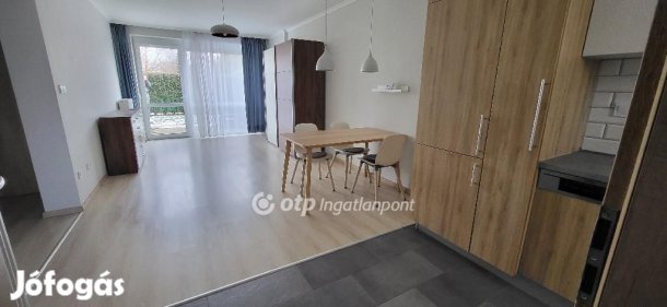 Mosonmagyaróvári eladó 62 nm-es lakás