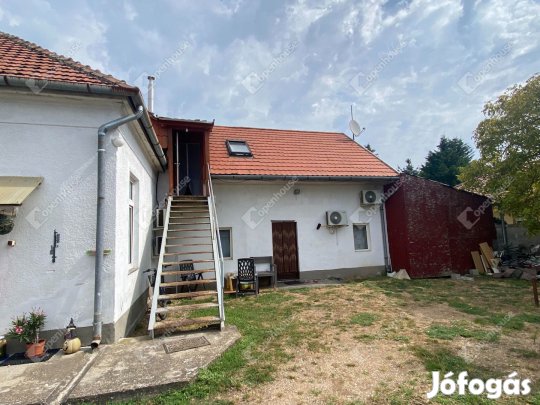 Mosonmagyaróváron családi ház eladó