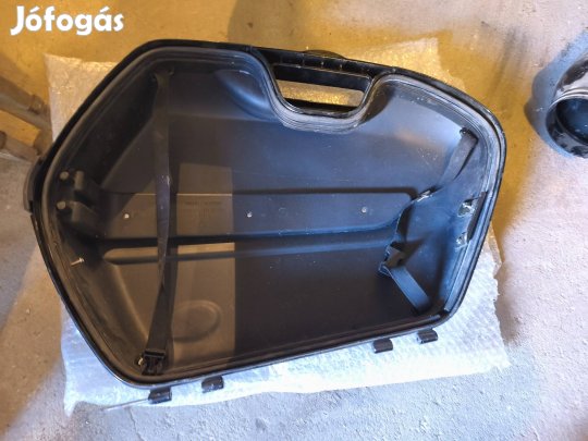 Moto Guzzi Stelvio oldal doboz fedél 