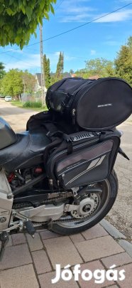 Moto-detail táska szett univerzálsi akár tobb márkához is
