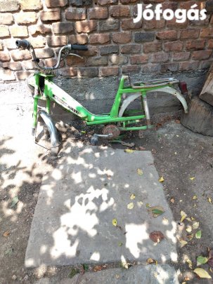 Motobecane (babetta jellegű) váz kép szerinti jó állapotban eladó