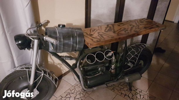 Motor bárpult italtartó