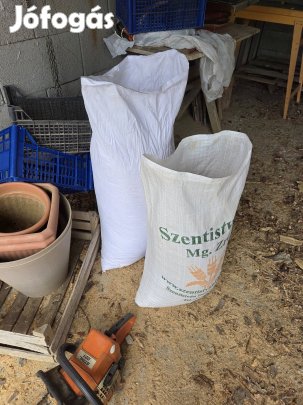 Motorfűrészes bükk fűrészpor