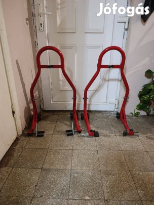 Motorkerékpár tartó állvány