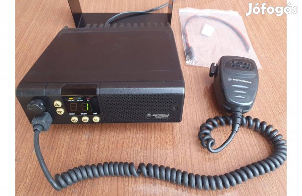 Motorola GM300 UHF URH rádió PMR