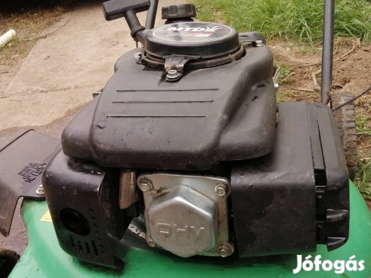 Motoros 4 ütemű fűnyíró 51cm vágokes, 130 cm3