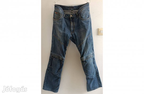 Motoros Farmer 50-es Vanucci, Térd, Csípő Protektorokkal