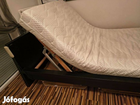 Motoros, 120x200 cm-es ágy eladó!
