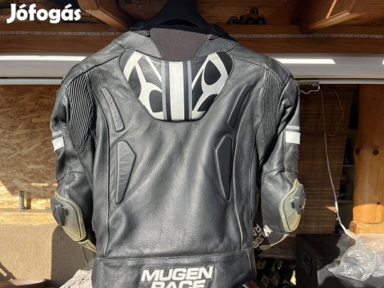 Motoros bőr ruha (2részes)