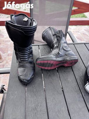 Motoros csizma Vanucci 41-es
