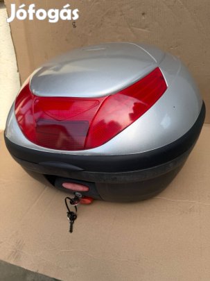 Motoros doboz sisaktartó túra doboz Givi Flow E350