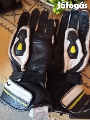Motoros kesztyű  ixon eladó 