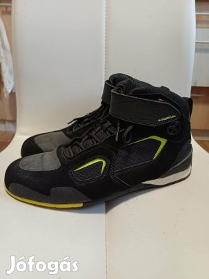 Motoros női cipő 39-es