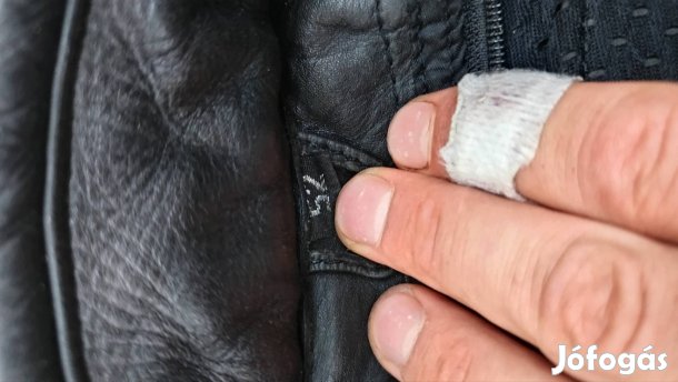 Motoros projektoros börkabát