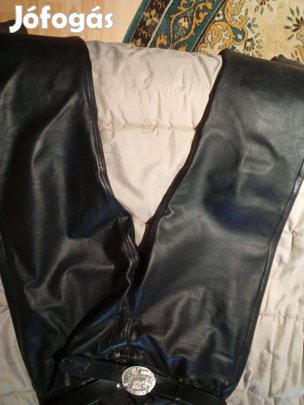 Motoros ruha eladó