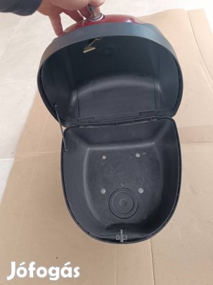 Motorra szerelhető univerzális hátsó tároló doboz 