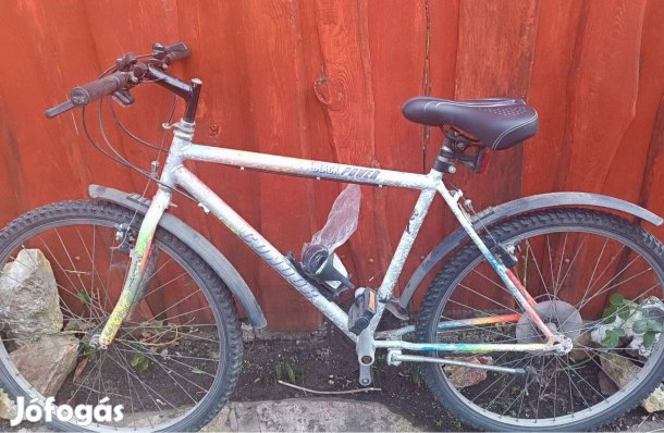Mountain bike 26"-os . Klasszikus "retro" hegyi kerékpár.Férfi